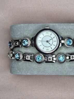 allude Silver-Tone Watch with Blue Stones Like New